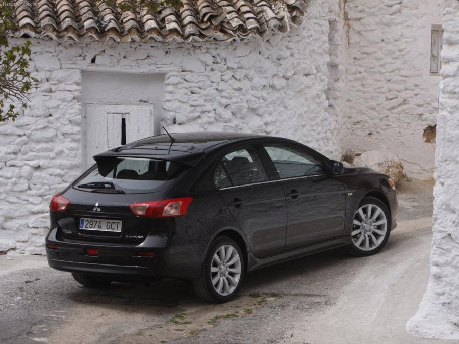  Mitsubishi Lancer Sportback 2008 года  (фото 39 из 42)
